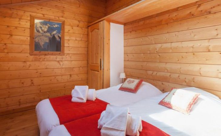 L'Ecrin des Neiges, Tignes, Twin Bedroom 2